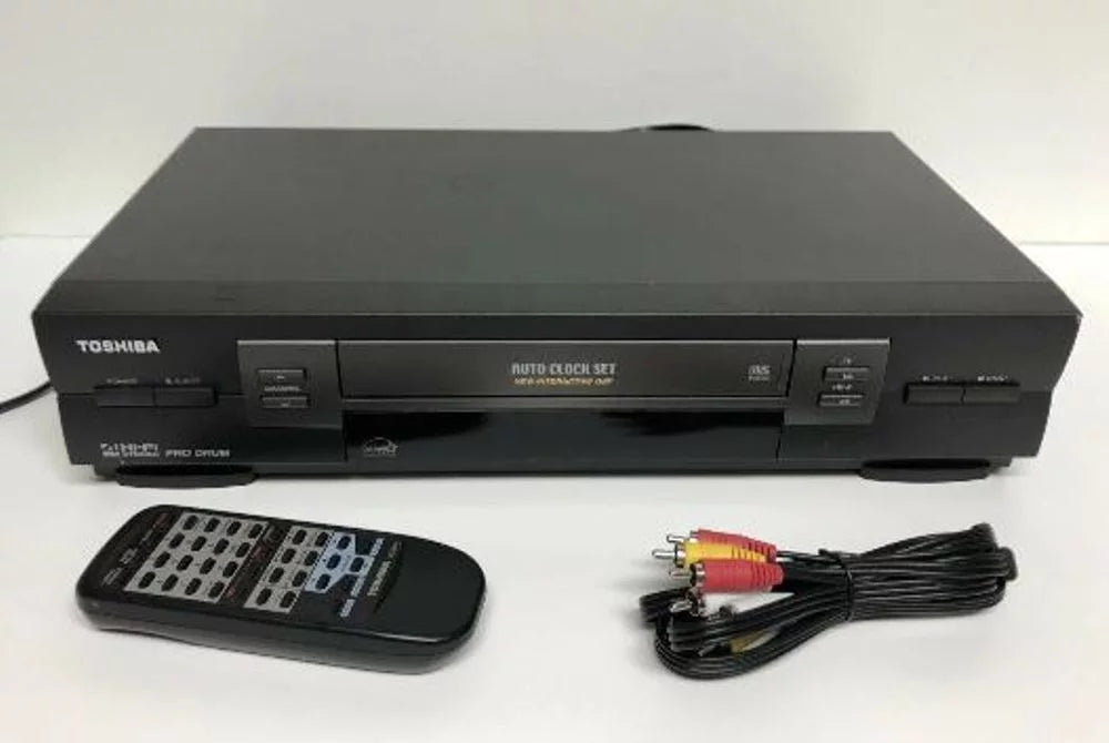 Pre-Owned Stereo VHS VCR with Remote & Cables Y28700