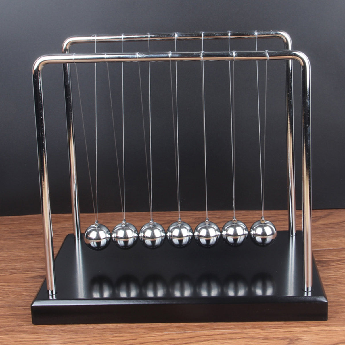 Newton Cradle Pendulum Decoration with 7 Balance Balls C53412