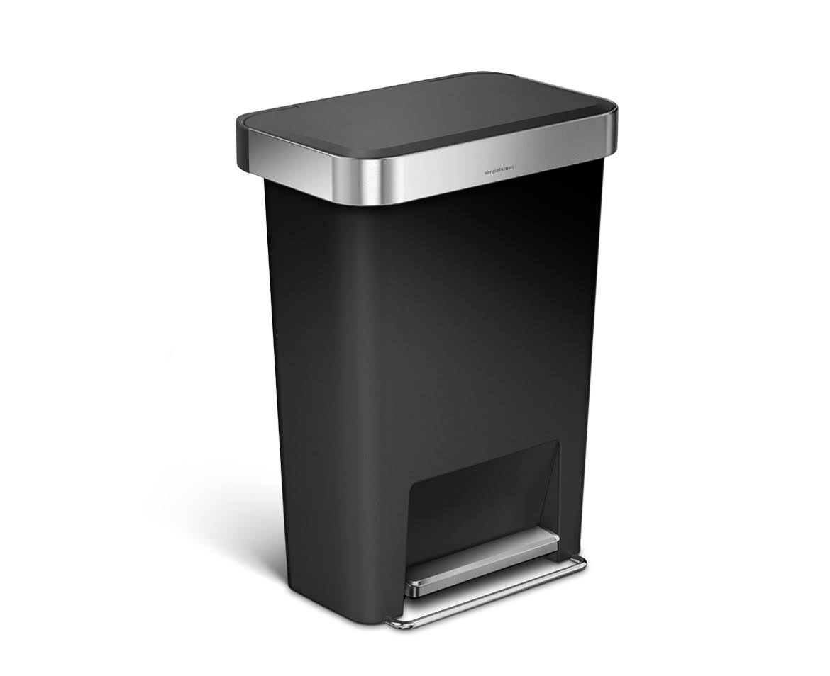 45 Litre Rectangular Step Trash Can Black Plastic I11224