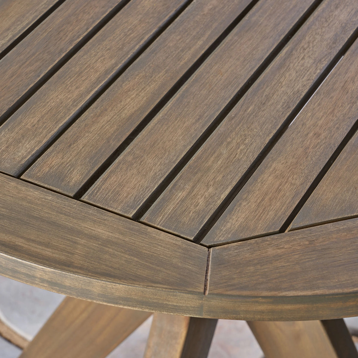 Round Wooden Patio Dining Table E180