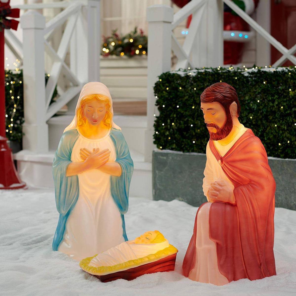 3 Piece Outdoor Nativity Scene L744568