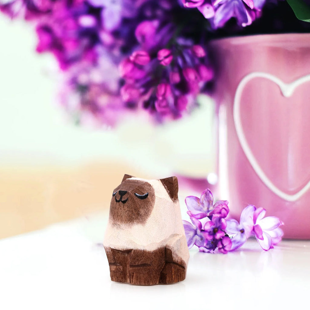 Desktop Wooden Cat Ornament B7452