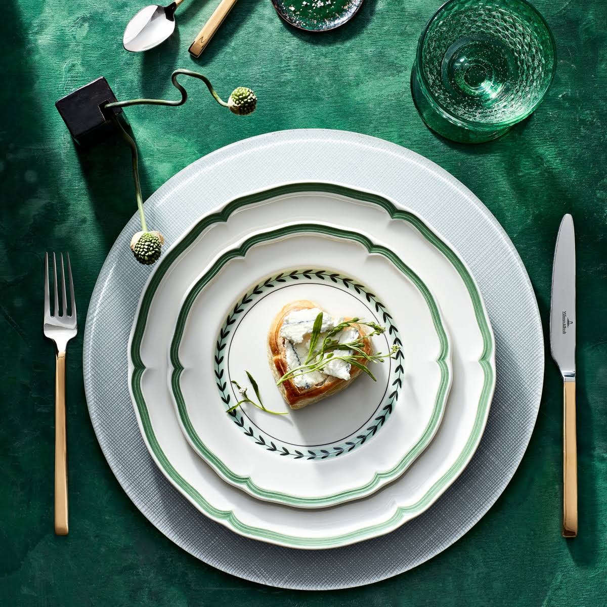 Oval Platter D129