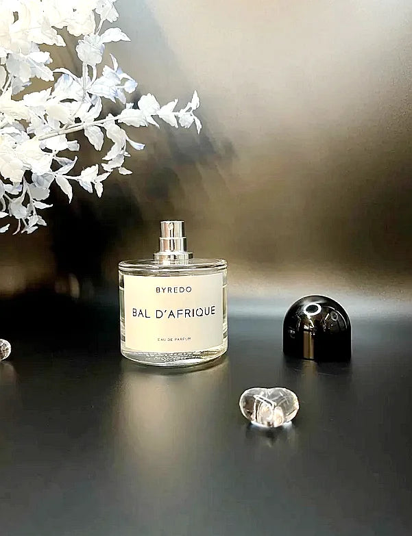 Eau De Parfum EDP Spray 3.4 oz Q922