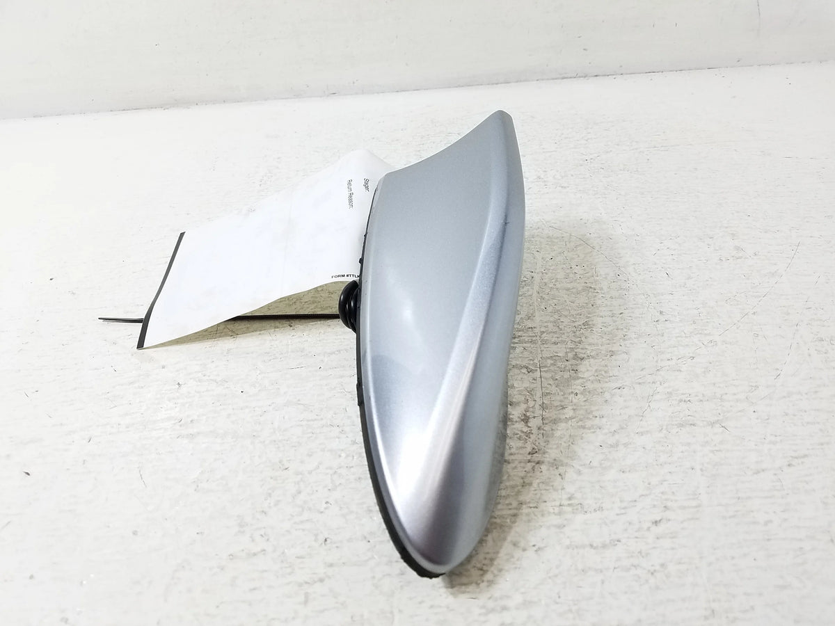 Roof Mount Radio Antenna G640324
