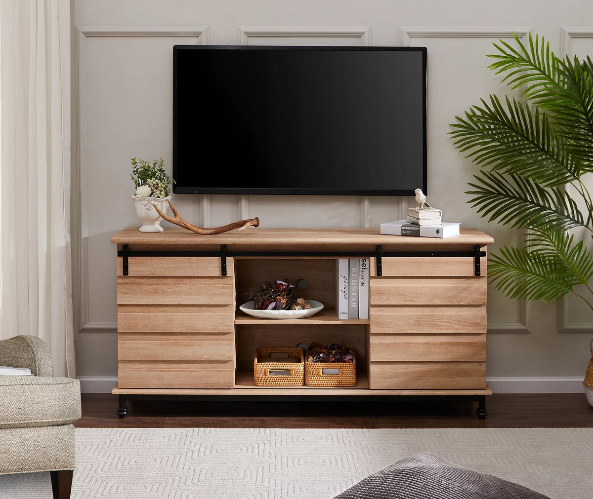 Rustic Oak Finish TV Stand H742
