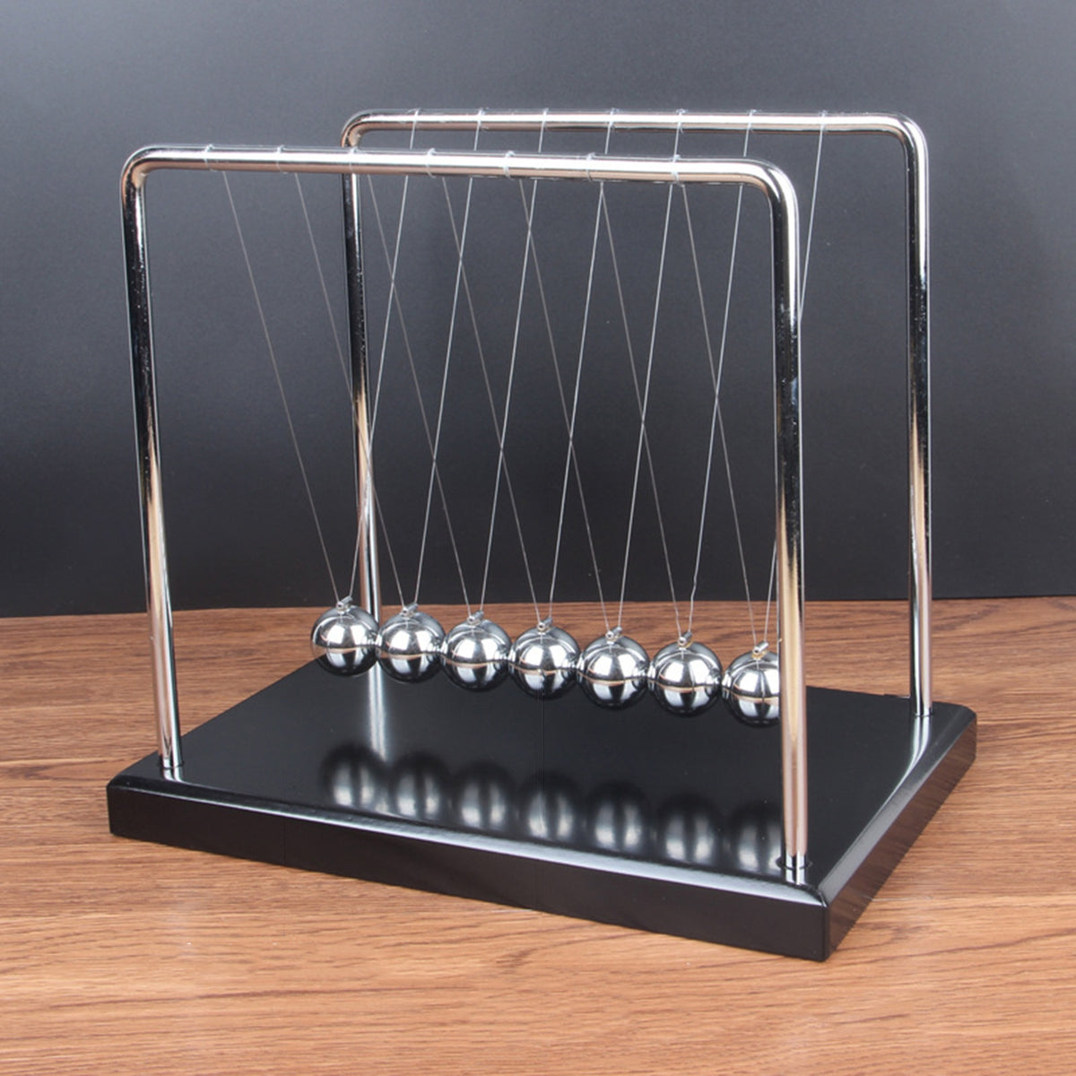 Newton Cradle Pendulum Decoration with 7 Balance Balls C53412
