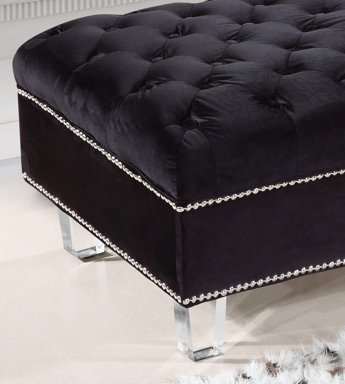 Black Velvet Ottoman Y493161